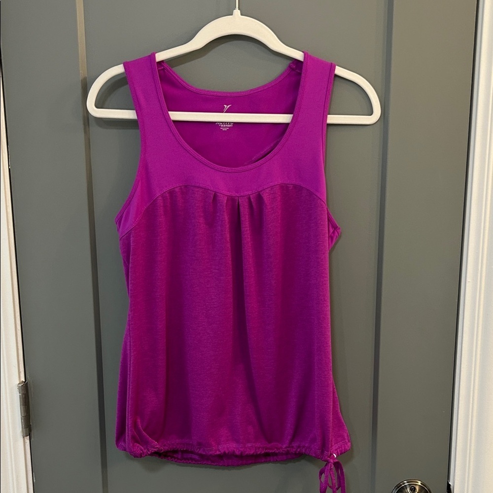 Old Navy Fuchsia Women's Tank Top active Size Medium